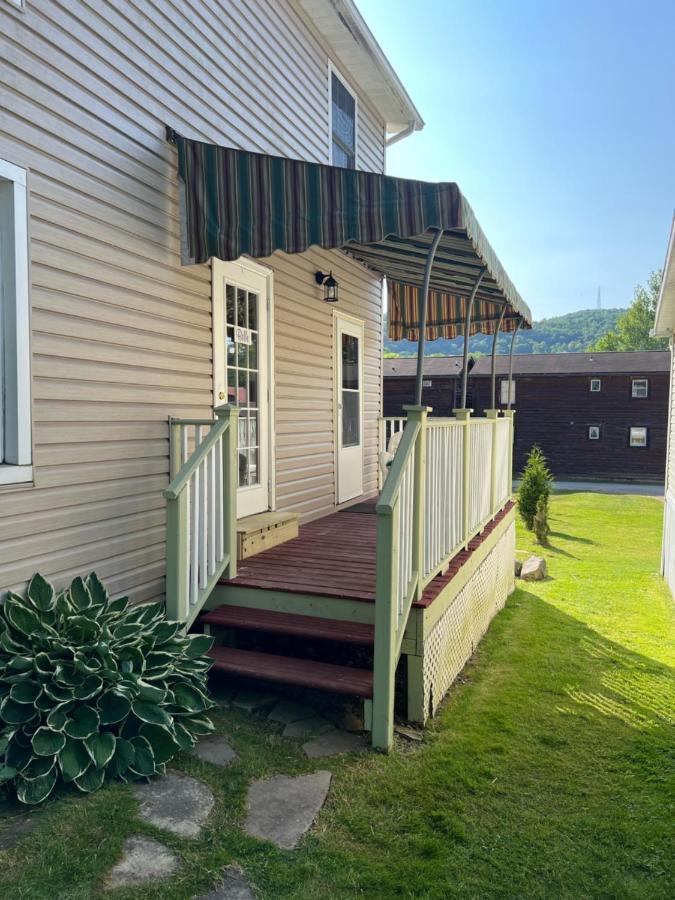 Stay In Ohiopyle In The Middle Of Town By The Gap Trail Екстер'єр фото